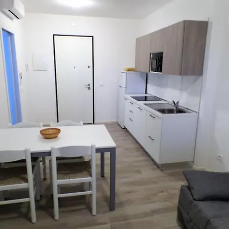 Living Flat With Pool And Parking Apartment